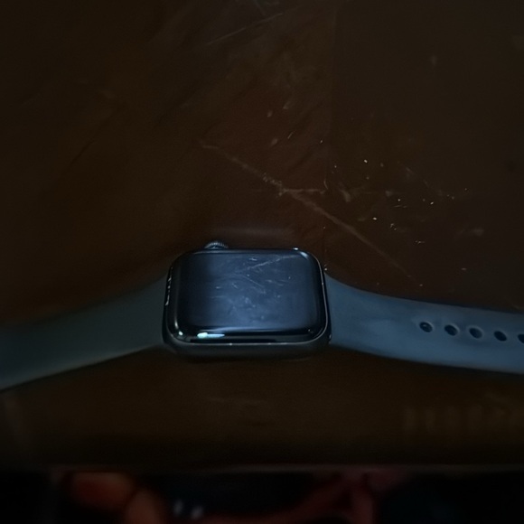 Apple series 6 watch - Picture 2 of 4